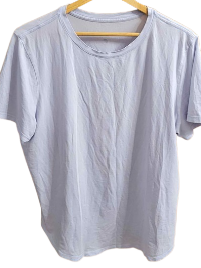 Lululemon T-Shirt — Size M/L (white)