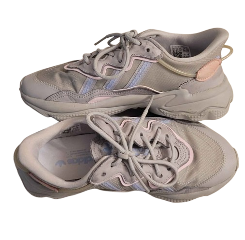 Adidas Women's Ozweego 'Grey Clear Pink' Sneakers/Shoes — Size 6 - Image 4