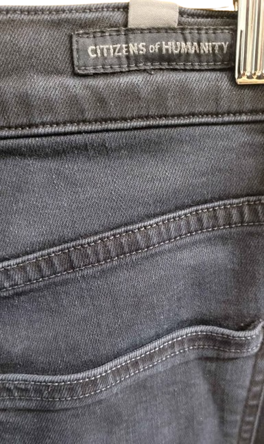 Women's Rare Citizens of Humanity Premium Jean's — Size 25x25 - Image 3