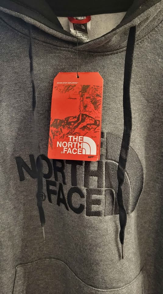 Men's The North Face Pullover Embroidered Hoodie — Size Large (New with Tags) - Image 6